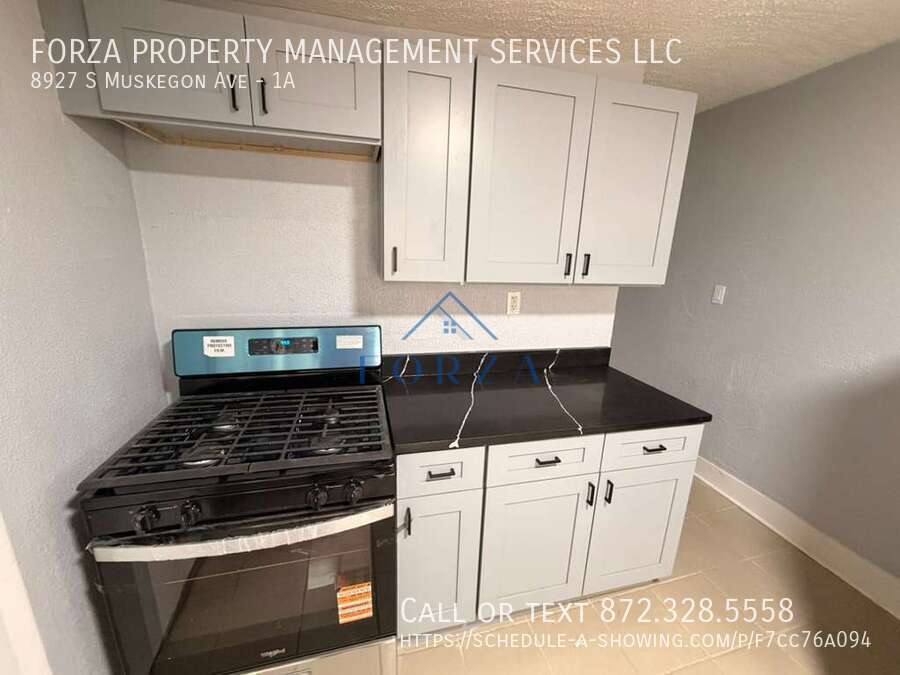 Apartment for rent at 8927 S Muskegon Ave #1A, Chicago, IL 60617