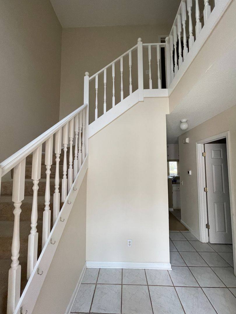 Townhouse for rent at 104 Woodrun Dr, Enterprise, AL 36330