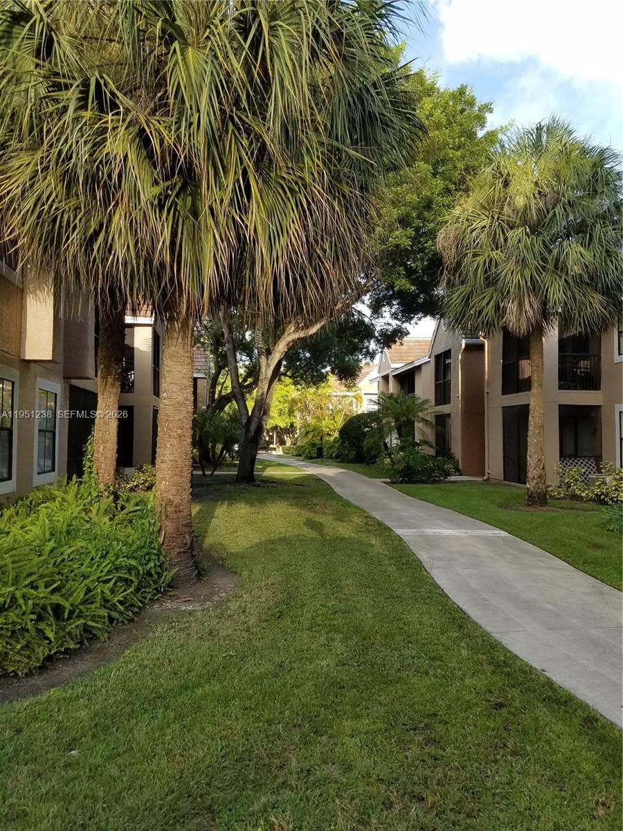 Apartment for rent at 15570 SW 105th Lane #1717, Miami, FL 33196