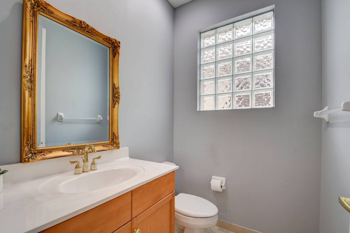 Apartment for rent at 9925 Via Elegante, West Palm Beach, FL 33411