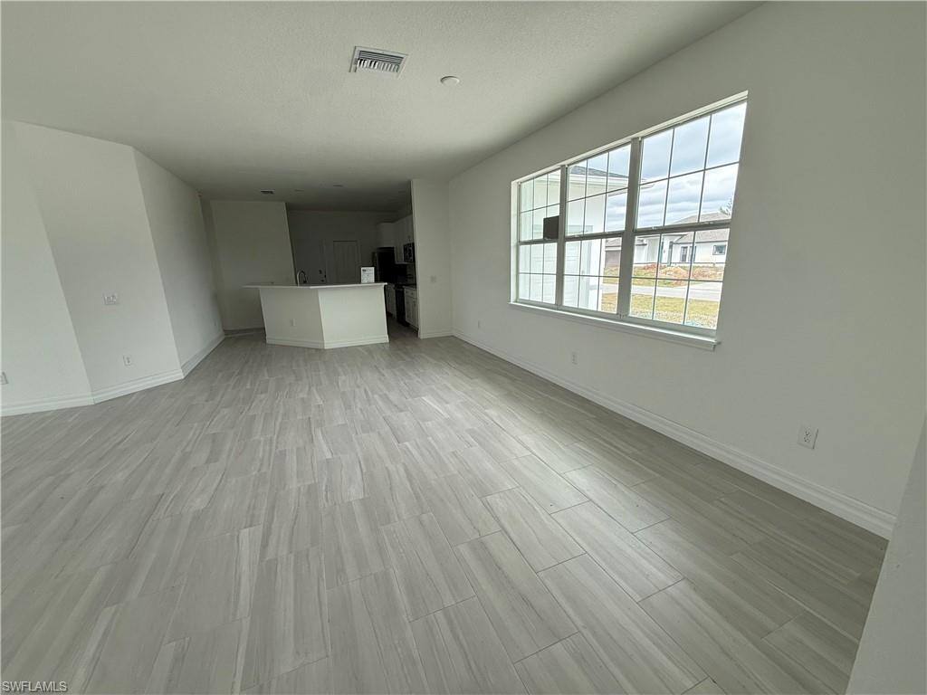 Apartment for rent at 17444 Barbara Dr, Fort Myers, FL 33967