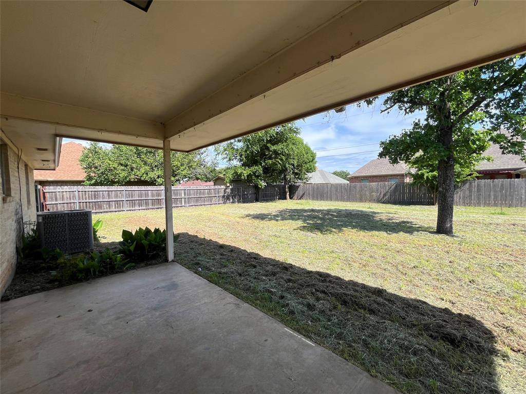 Apartment for rent at 6415 Circo Dr, Granbury, TX 76049