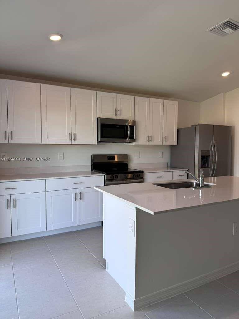 Apartment for rent at 17245 Cantu Court, North Fort Myers, FL 33917