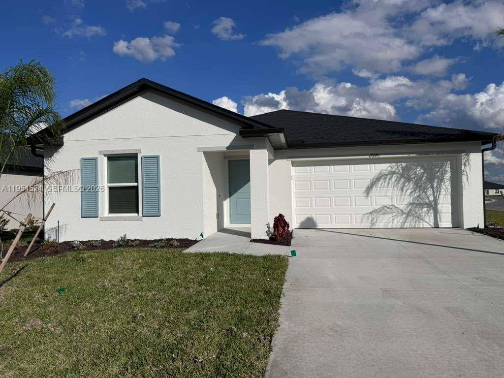 Apartment for rent at 17245 Cantu Court, North Fort Myers, FL 33917