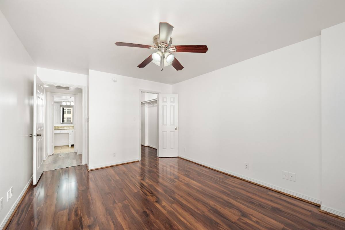 Condo for rent at 3525 Sage Rd #613, Houston, TX 77056
