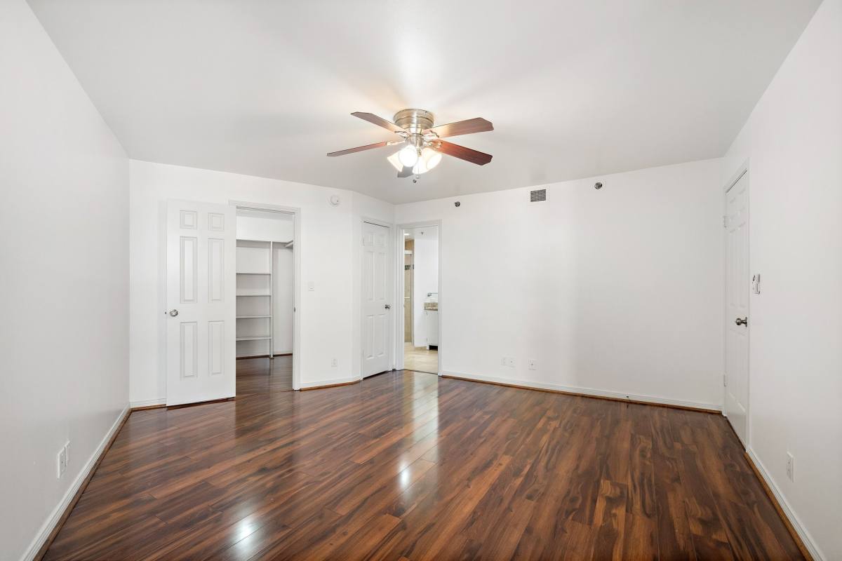 Condo for rent at 3525 Sage Rd #613, Houston, TX 77056