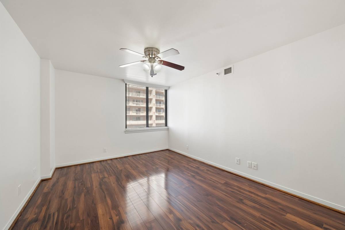 Condo for rent at 3525 Sage Rd #613, Houston, TX 77056