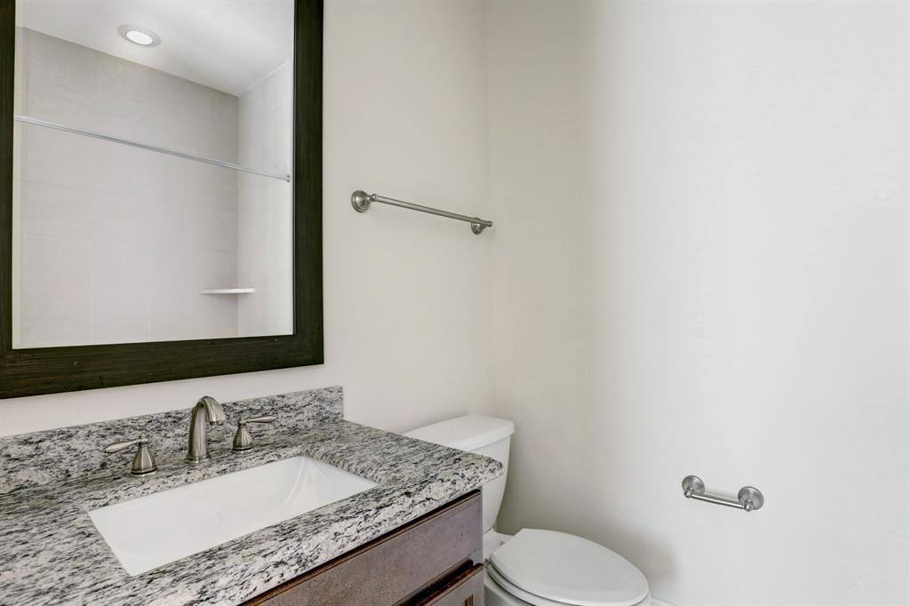 Apartment for rent at 9676 Knight Rd, Houston, TX 77045