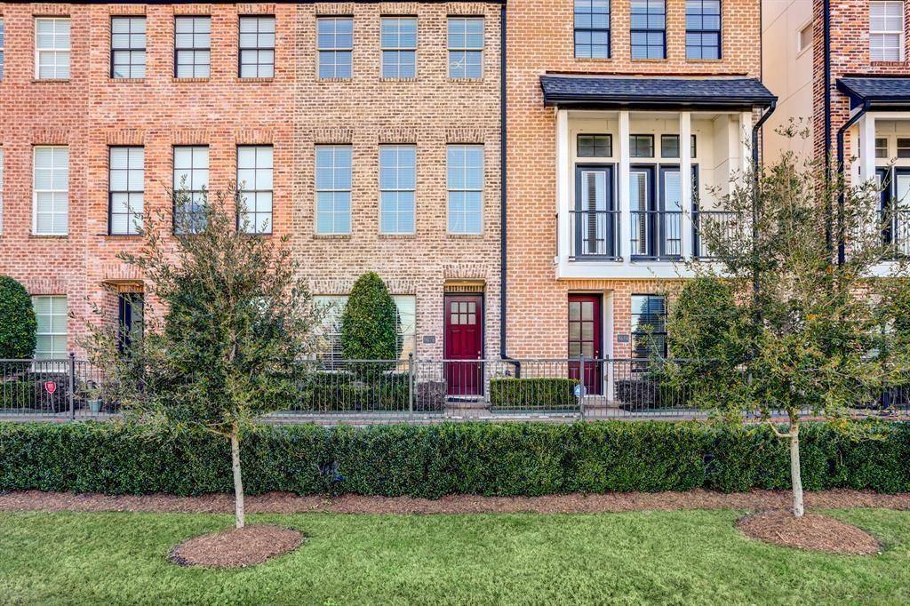 Apartment for rent at 9676 Knight Rd, Houston, TX 77045