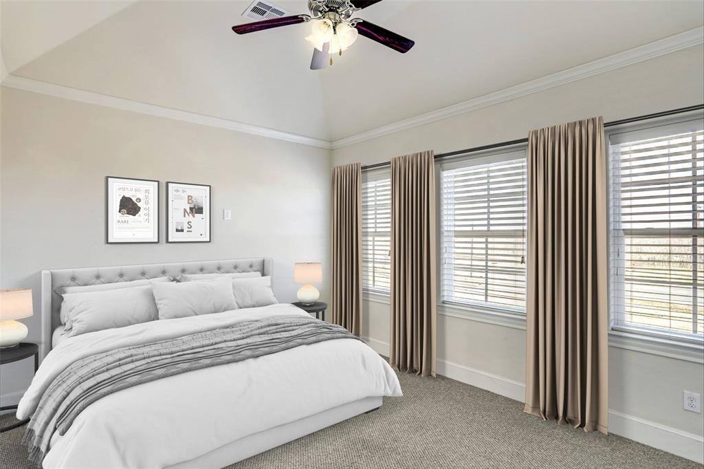 Apartment for rent at 9676 Knight Rd, Houston, TX 77045