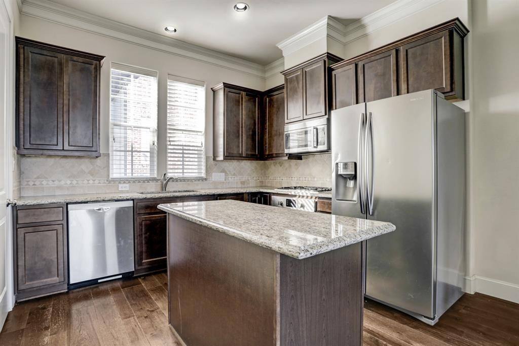 Apartment for rent at 9676 Knight Rd, Houston, TX 77045