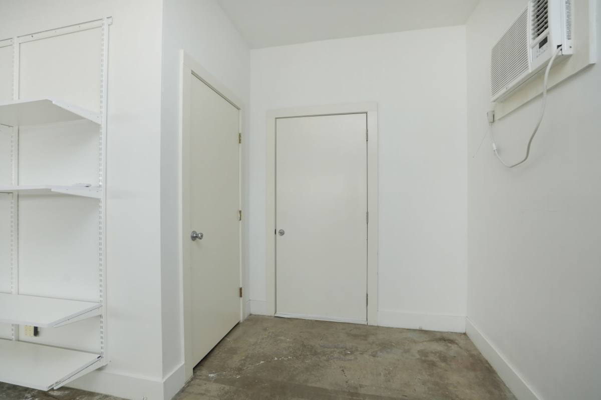 Apartment for rent at 2215 Cleburne St, Houston, TX 77004