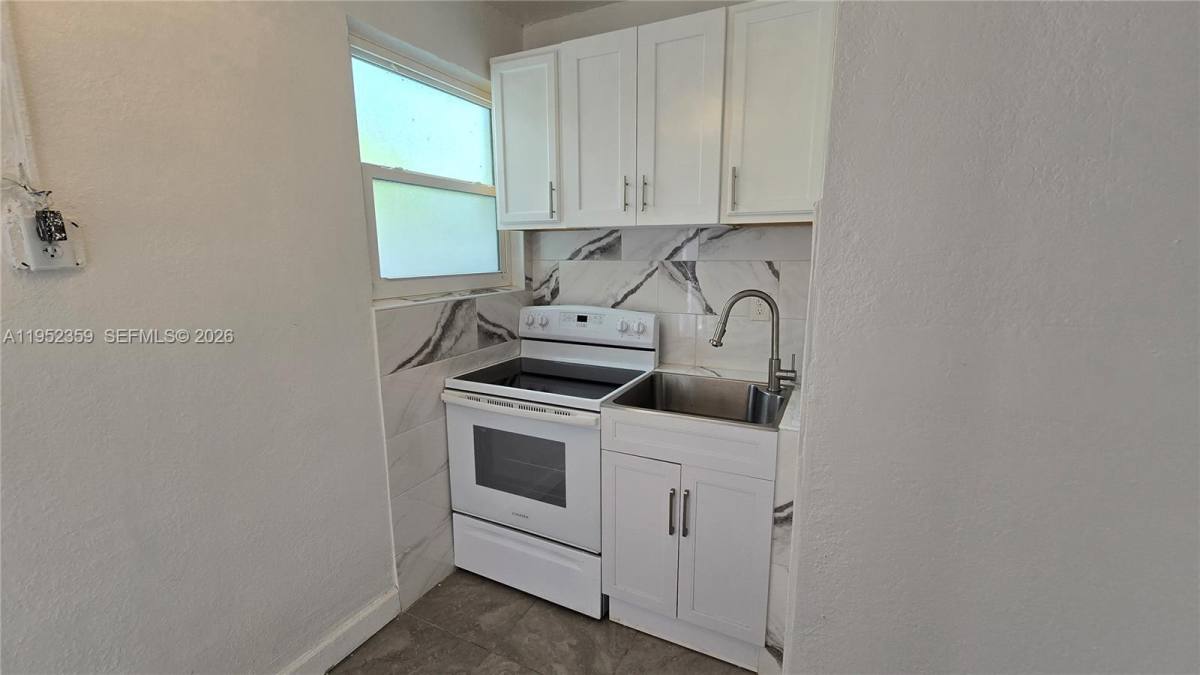 Apartment for rent at 9680 NW 19th Place, Fort Lauderdale, FL 33322