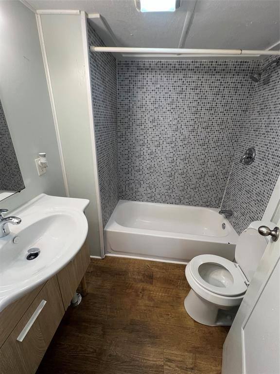 Apartment for rent at 20000 US-Highway 19 N #607, Clearwater, FL 33764