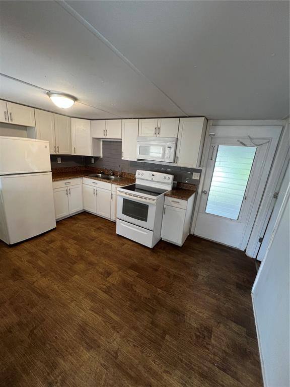 Apartment for rent at 20000 US-Highway 19 N #607, Clearwater, FL 33764