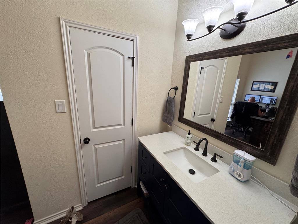 Condo for rent at 2506 Wedglea Dr #105, Dallas, TX 75211