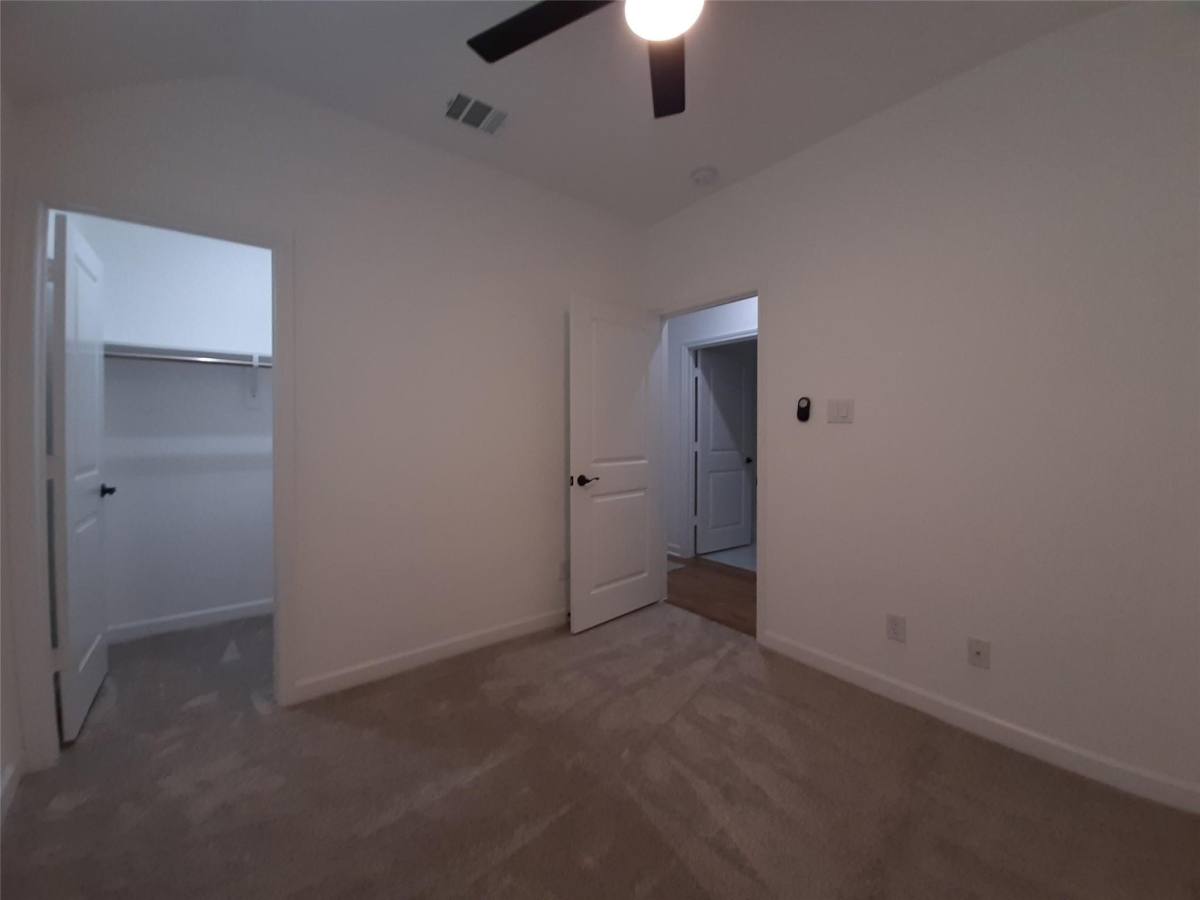Apartment for rent at 4530 Mayflower St, Houston, TX 77051