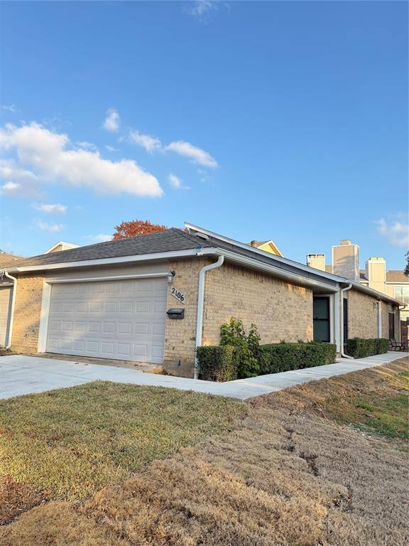 Townhouse for rent at 2106 Mistymeadow Court, Carrollton, TX 75006
