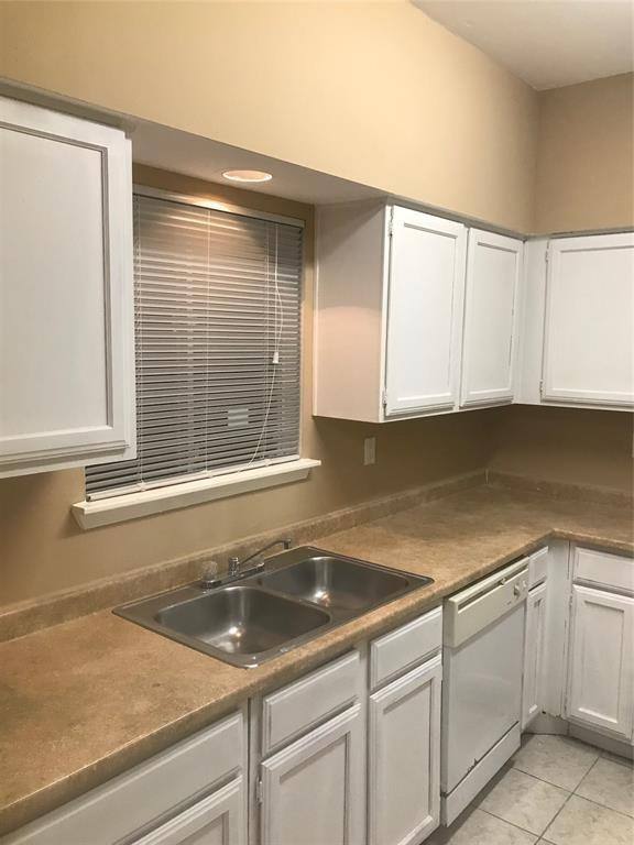 Apartment for rent at 7726 W Gulf Bank Rd, Houston, TX 77040