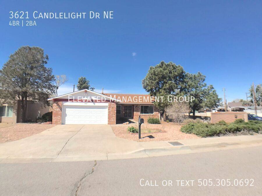 House for rent at 3621 Candlelight Dr NE, Albuquerque, NM 87111