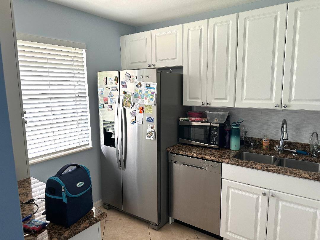 Apartment for rent at 234 Lake Meryl Dr #234, West Palm Beach, FL 33411