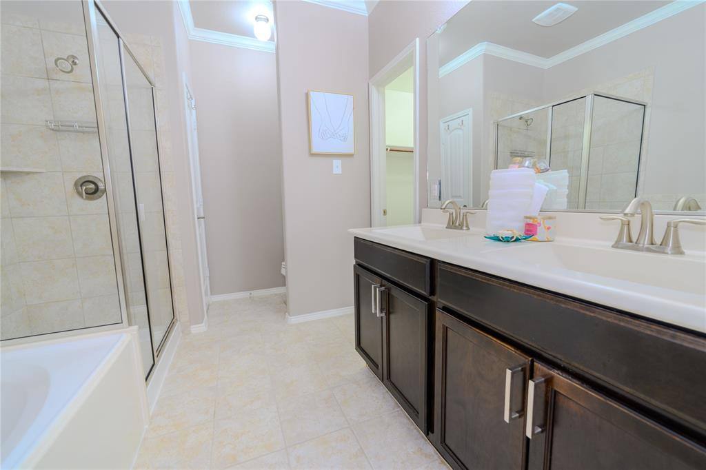 Apartment for rent at 608 Crazy Horse Dr #608, Aubrey, TX 76227