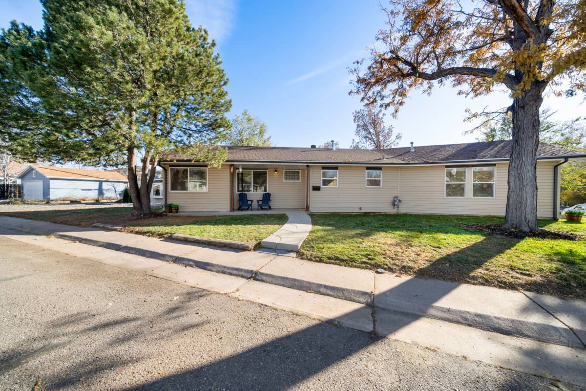 House for rent at 4000 S Delaware St, Englewood, CO 80110