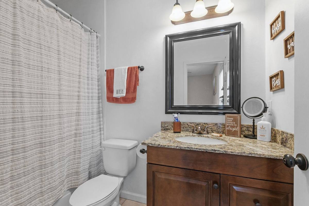 Townhouse for rent at 1775 Belle Vue Way #1, Tallahassee, FL 32304