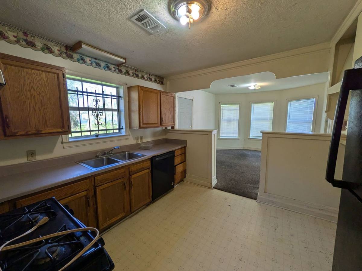 House for rent at 4670 Maddox, Beaumont, TX 77705
