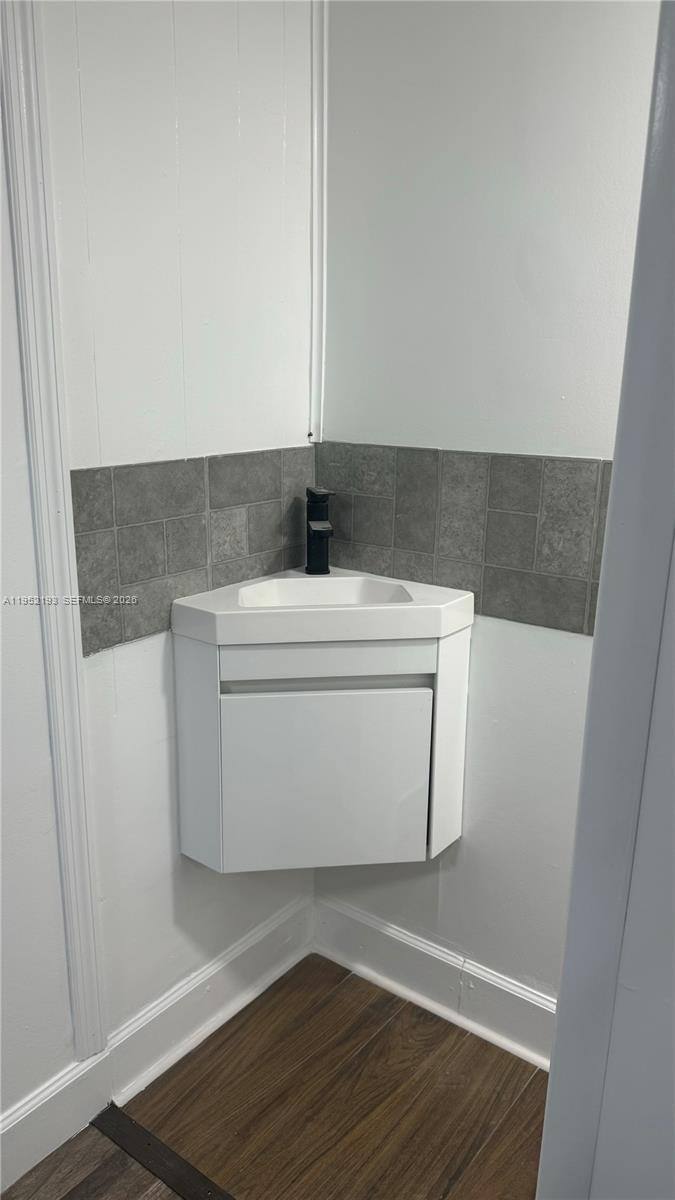 Apartment for rent at 601 NE 4th Court #6017B, Hallandale, FL 33009
