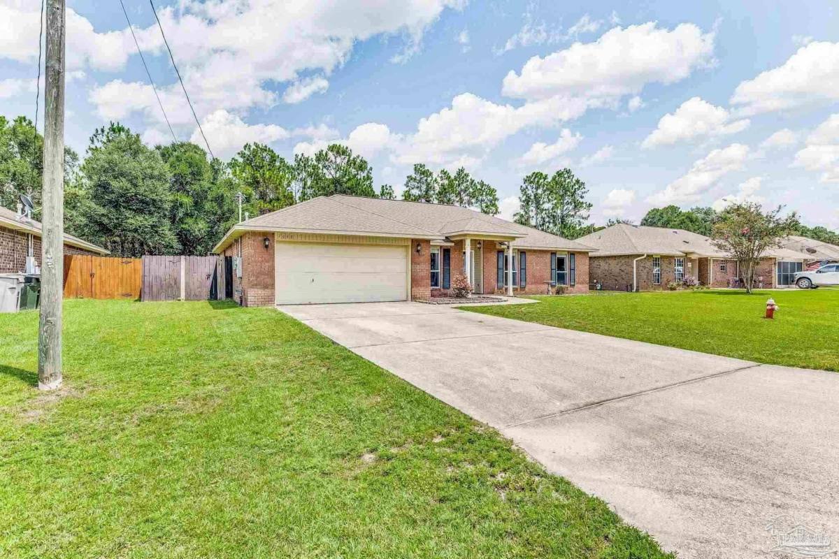 Apartment for rent at 1068 Joaquin Rd, Pensacola, FL 32506