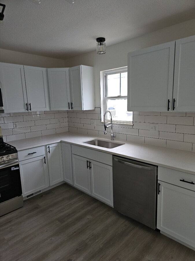 House for rent at 821 Nela View Rd, Cleveland, OH 44112
