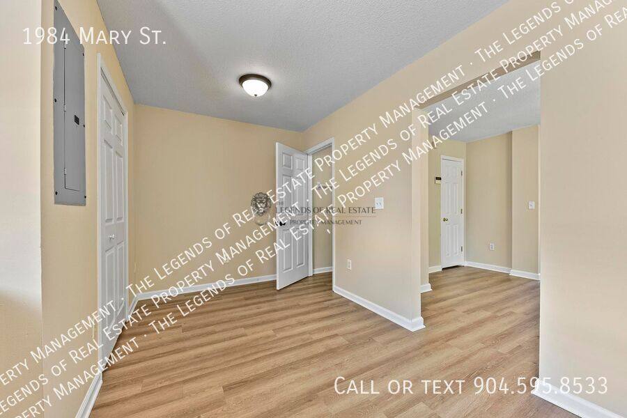 Townhouse for rent at 1984 Mary St, Atlantic Beach, FL 32233