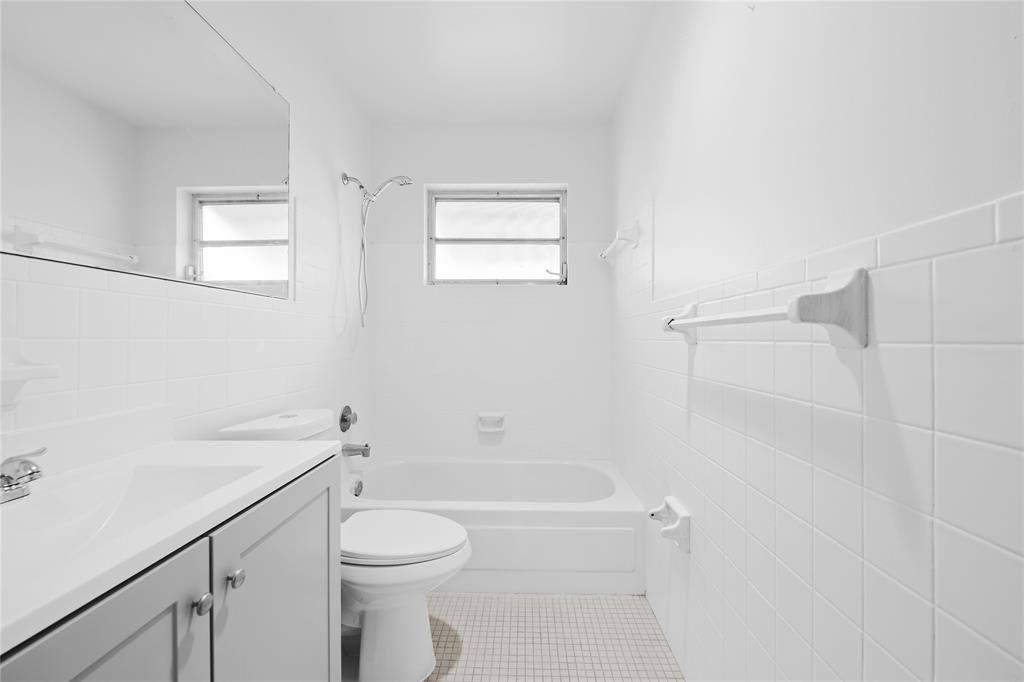 Apartment for rent at 7005 NW 11th St, Pompano Beach, FL 33063