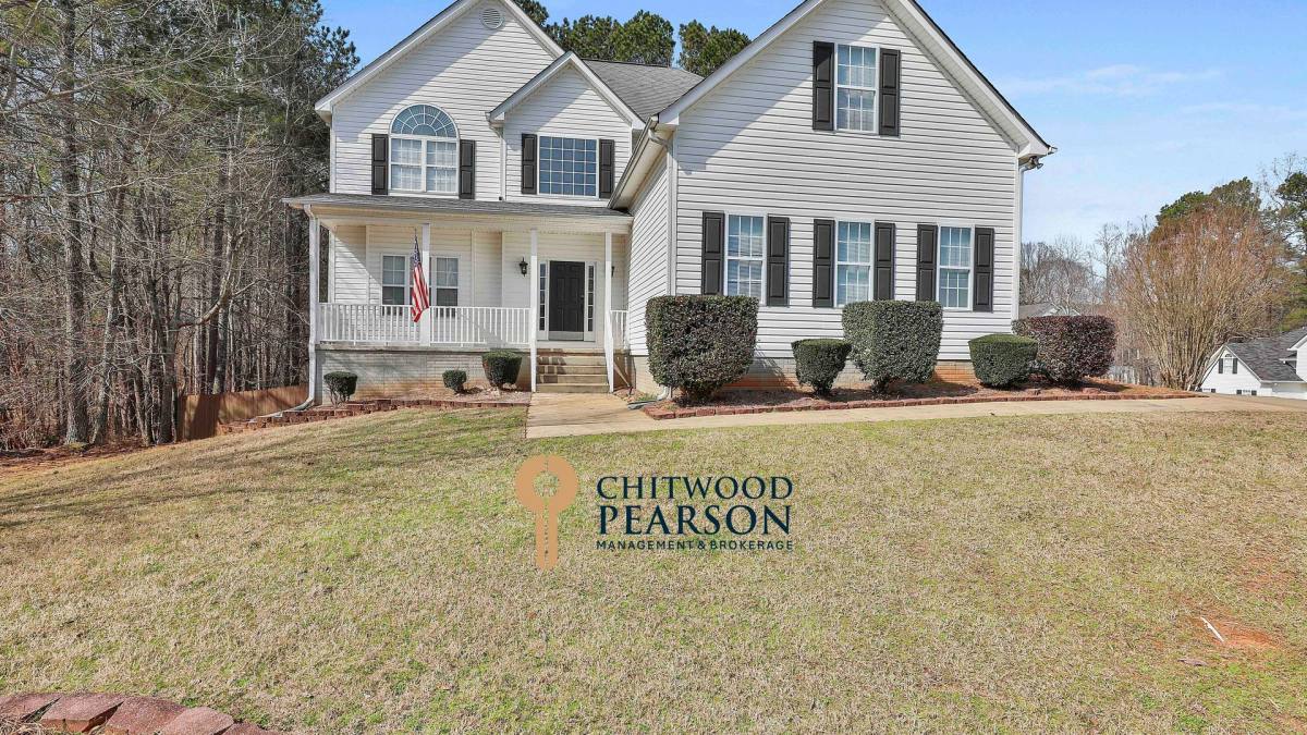 House for rent at 105 Edgemoore Lane, Fayetteville, GA 30215