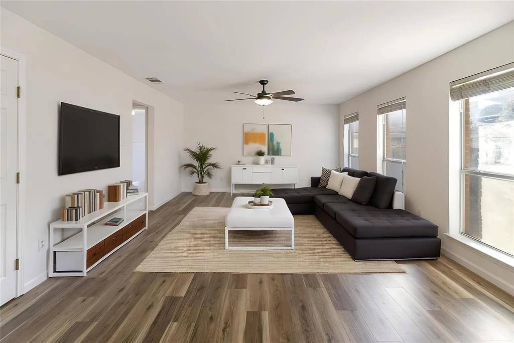Apartment for rent at 813 Silverbrook Dr #813, Fort Worth, TX 76179
