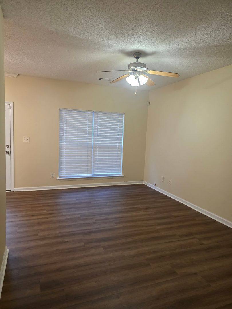 House for rent at 213 Shenandoah Dr, Riverdale, GA 30274