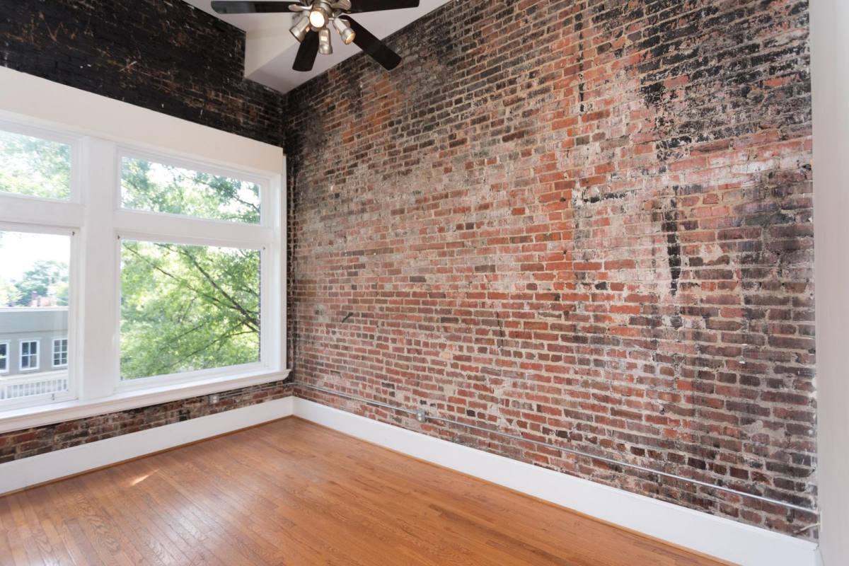 Apartment for rent at 323 W Broad St #6, Richmond, VA 23220