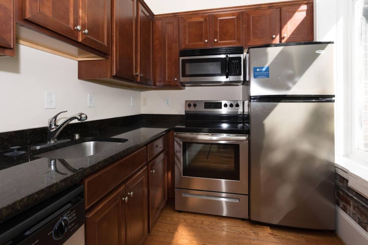 Apartment for rent at 323 W Broad St #6, Richmond, VA 23220