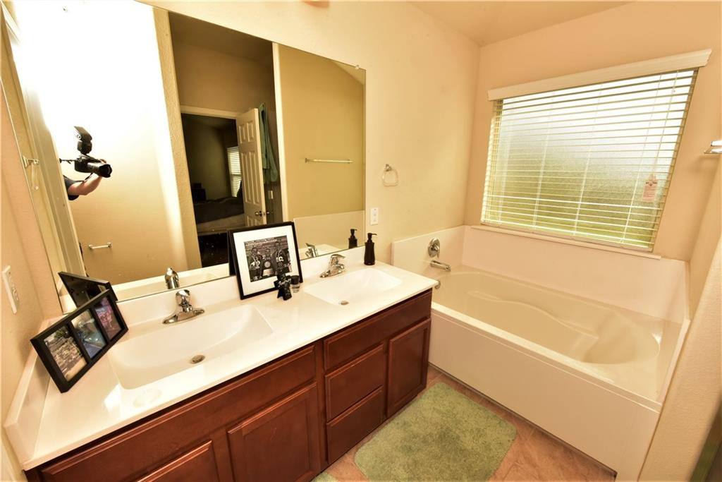 Apartment for rent at 3217 Jackal Dr, Lorena, TX 76655