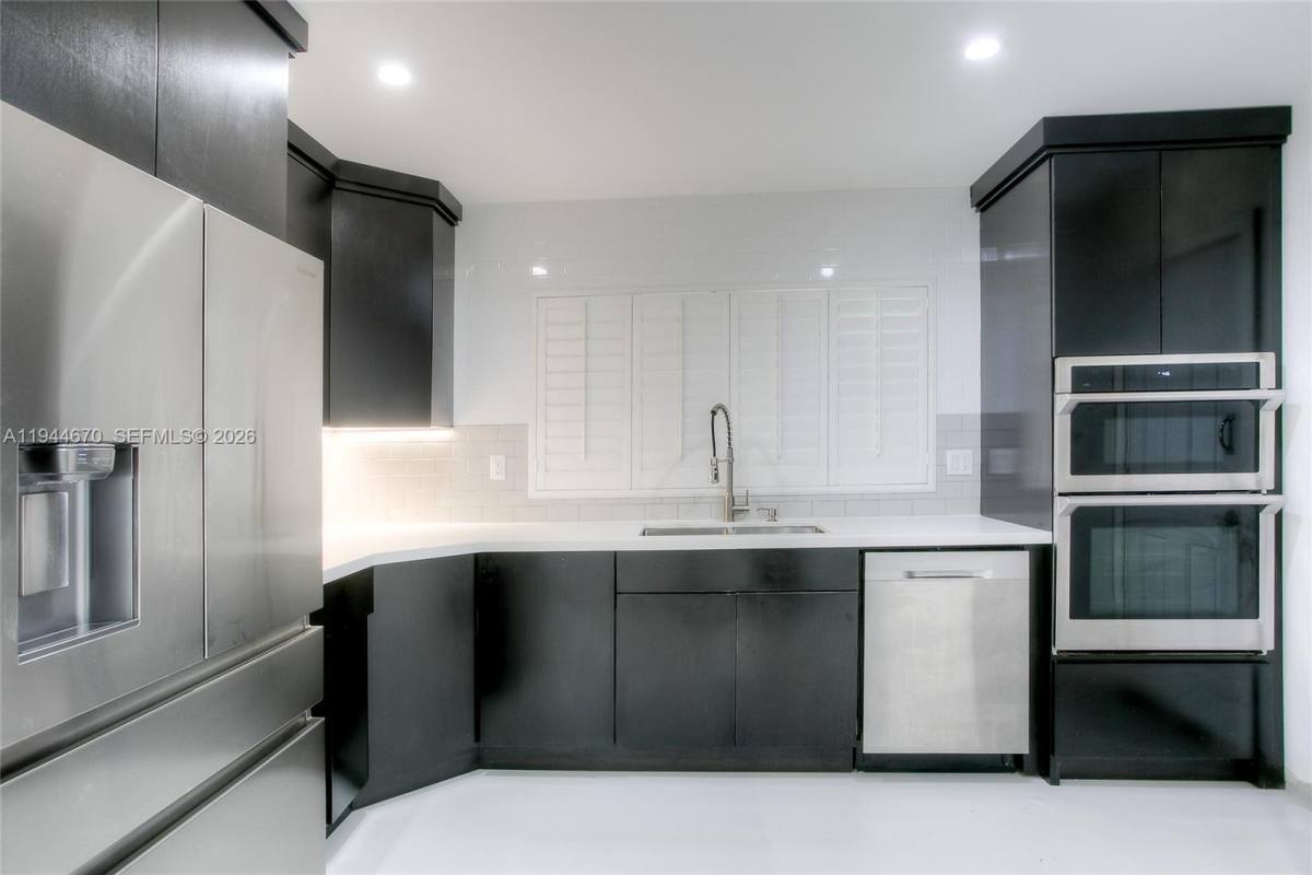 Apartment for rent at 9825 SW 196th St, Miami, FL 33157