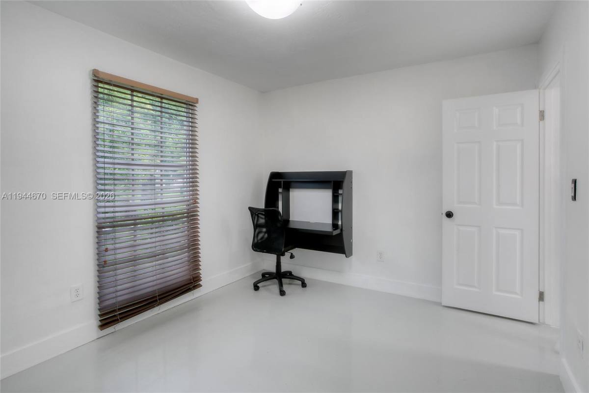 Apartment for rent at 9825 SW 196th St, Miami, FL 33157