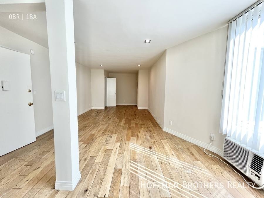 Apartment for rent at 400 S Berendo St #305, Los Angeles, CA 90020