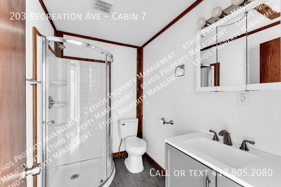 Apartment for rent at 203 Recreation Ave #CABIN 7, Rockaway Beach, MO 65740