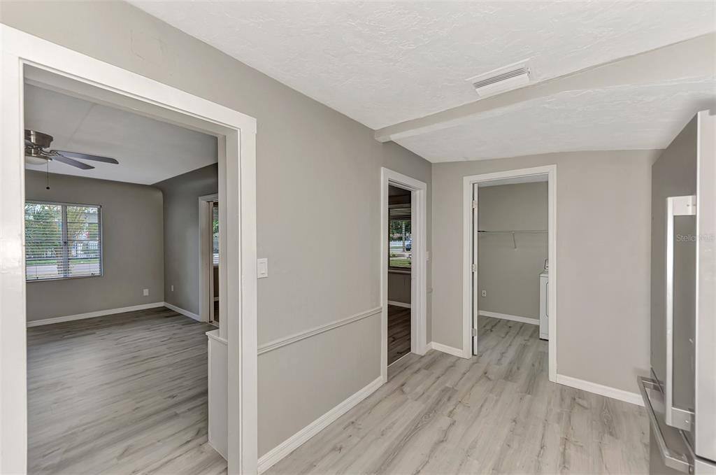 Apartment for rent at 1891 Prospect St, Sarasota, FL 34239