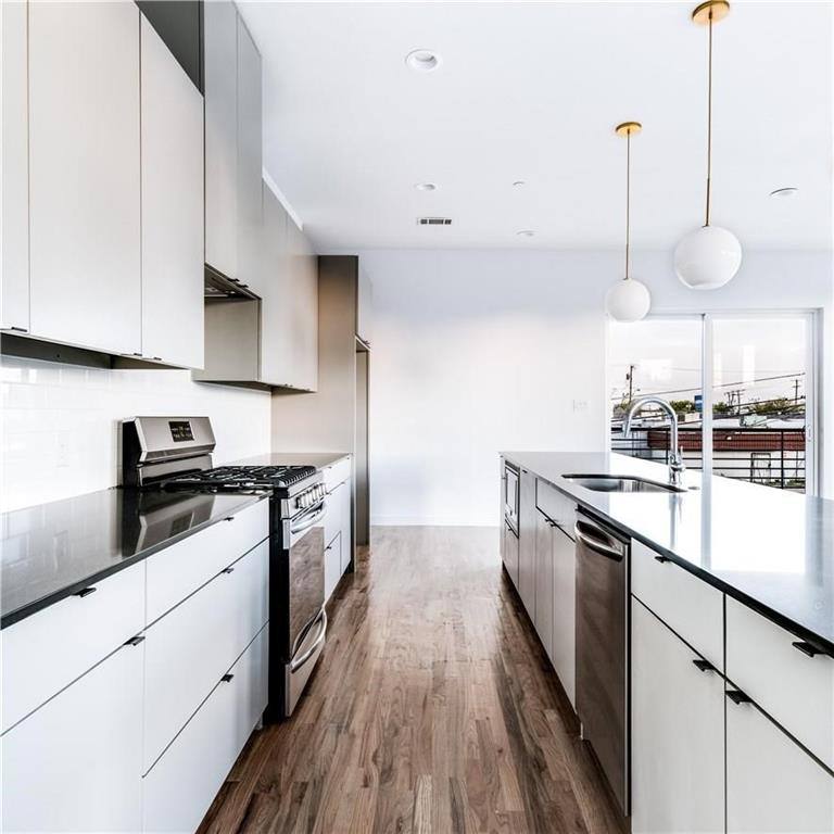 Condo for rent at 1715 Bennett Ave #102, Dallas, TX 75206