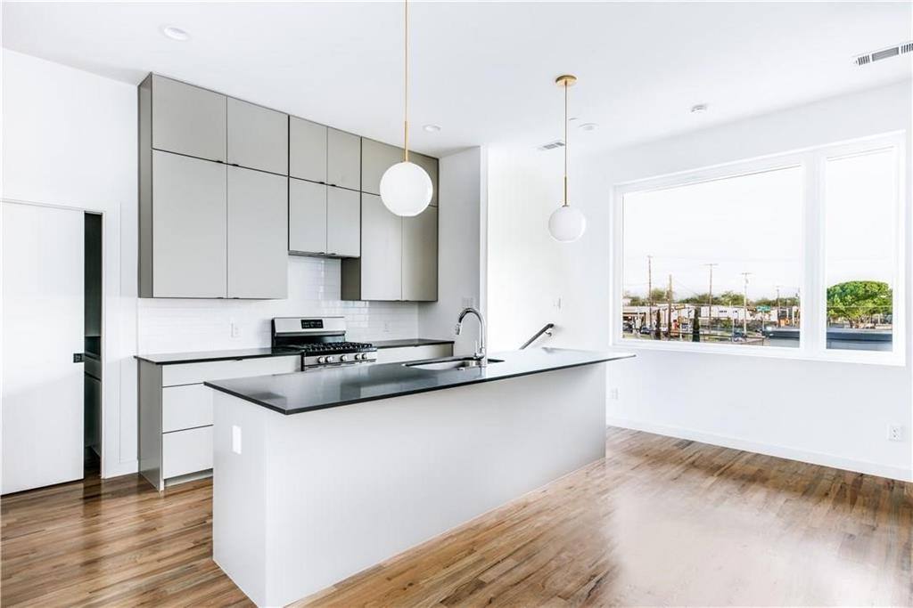 Condo for rent at 1715 Bennett Ave #102, Dallas, TX 75206