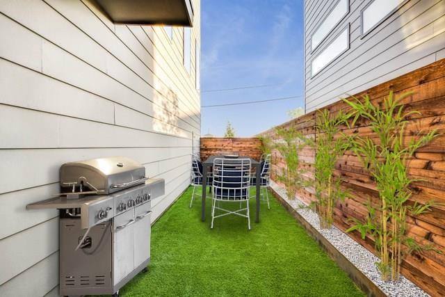 Condo for rent at 1715 Bennett Ave #102, Dallas, TX 75206