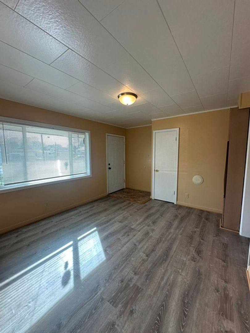 House for rent at 1616 Dayton St, Klamath Falls, OR 97603