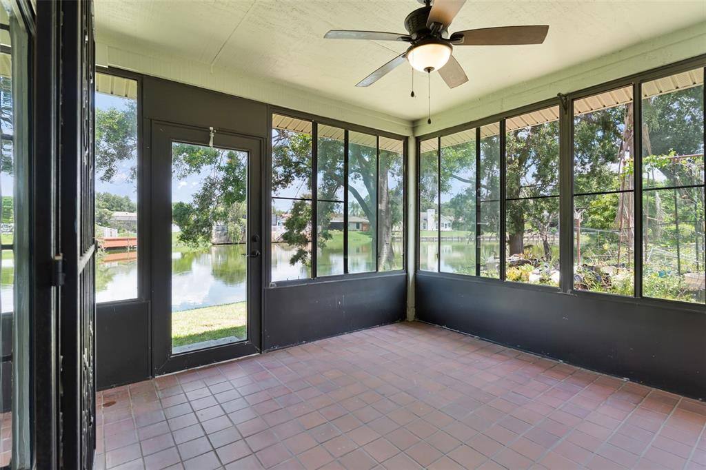Apartment for rent at 8208 La Serena Dr, Tampa, FL 33614